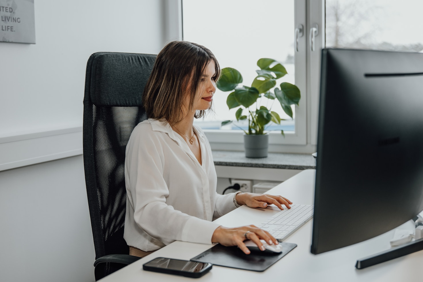 Strategies for Building a Strong Online Presence